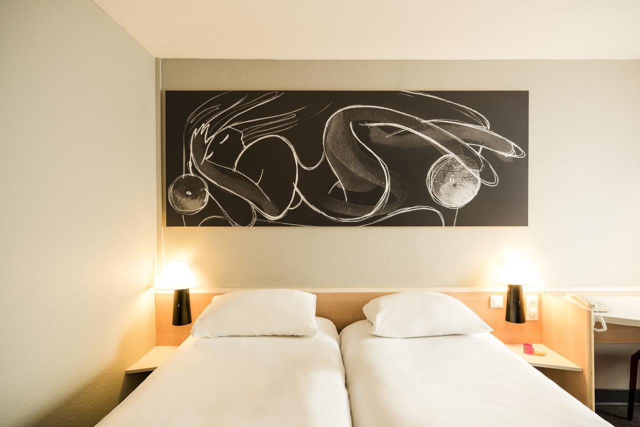 Hotel Ibis Tours Centre Gare Zewnętrze zdjęcie