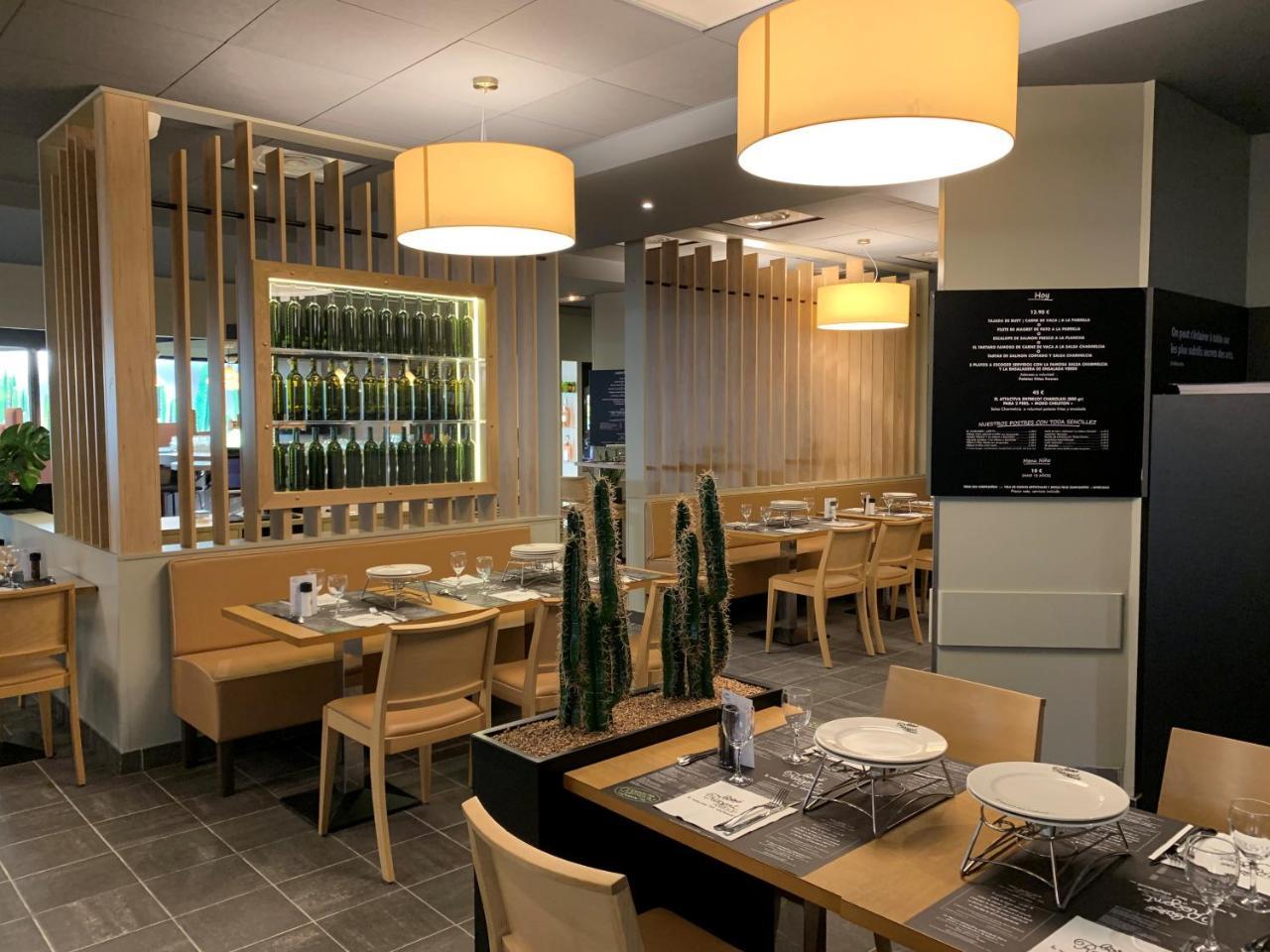 Hotel Ibis Tours Centre Gare Zewnętrze zdjęcie