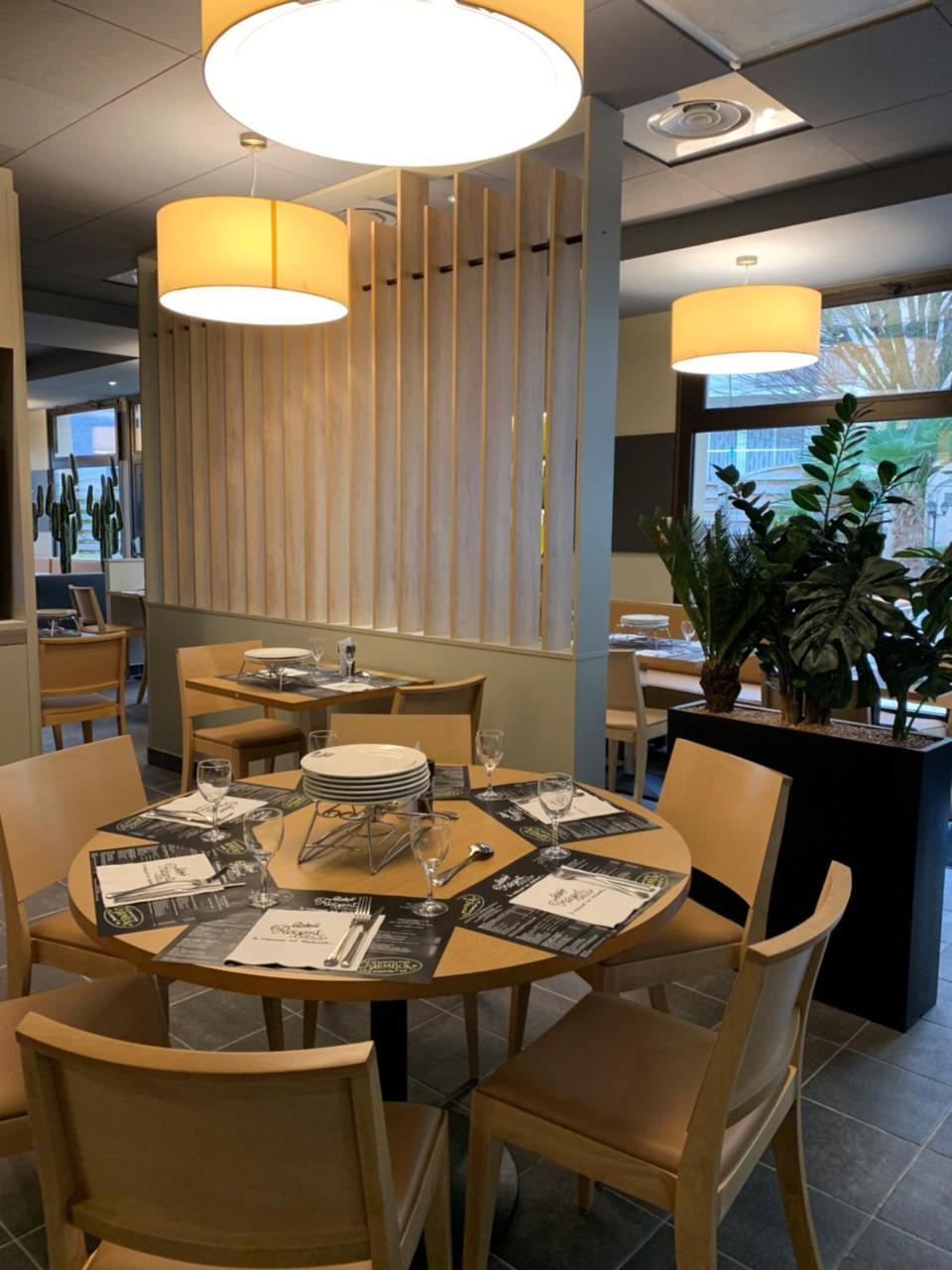 Hotel Ibis Tours Centre Gare Zewnętrze zdjęcie